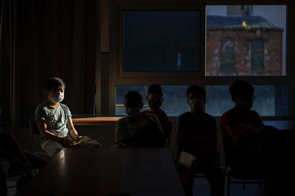 APTOPIX Virus Outbreak Spain Schools